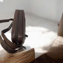 Diplomat Δερμάτινη Ανδρική Τσάντα Ώμου / Χιαστί LV87 Καφέ |  στο MrBag.gr